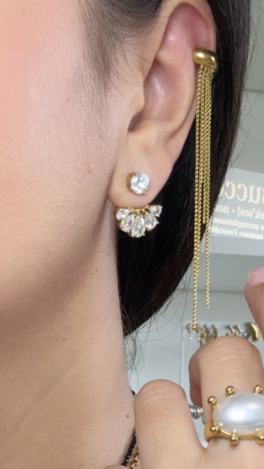 Trendy Tassel Earcuff