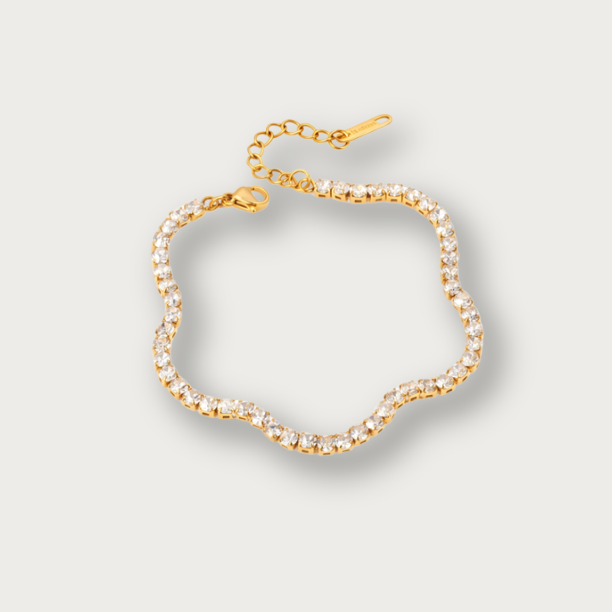 Dainty Zirconias Wavy Bracelet