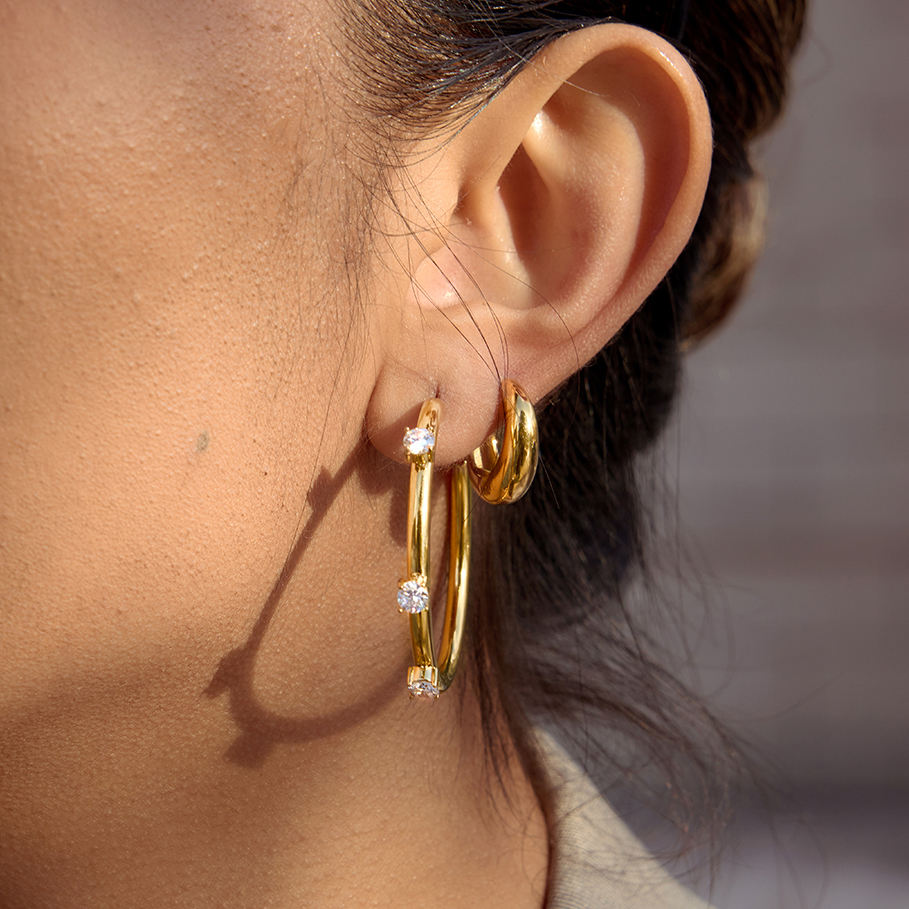 Round Separate Zirconia Hoop Stud Earrings