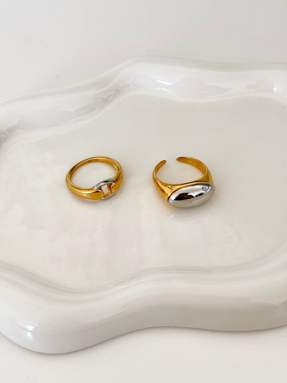 Two Tone Polished Oval Ring