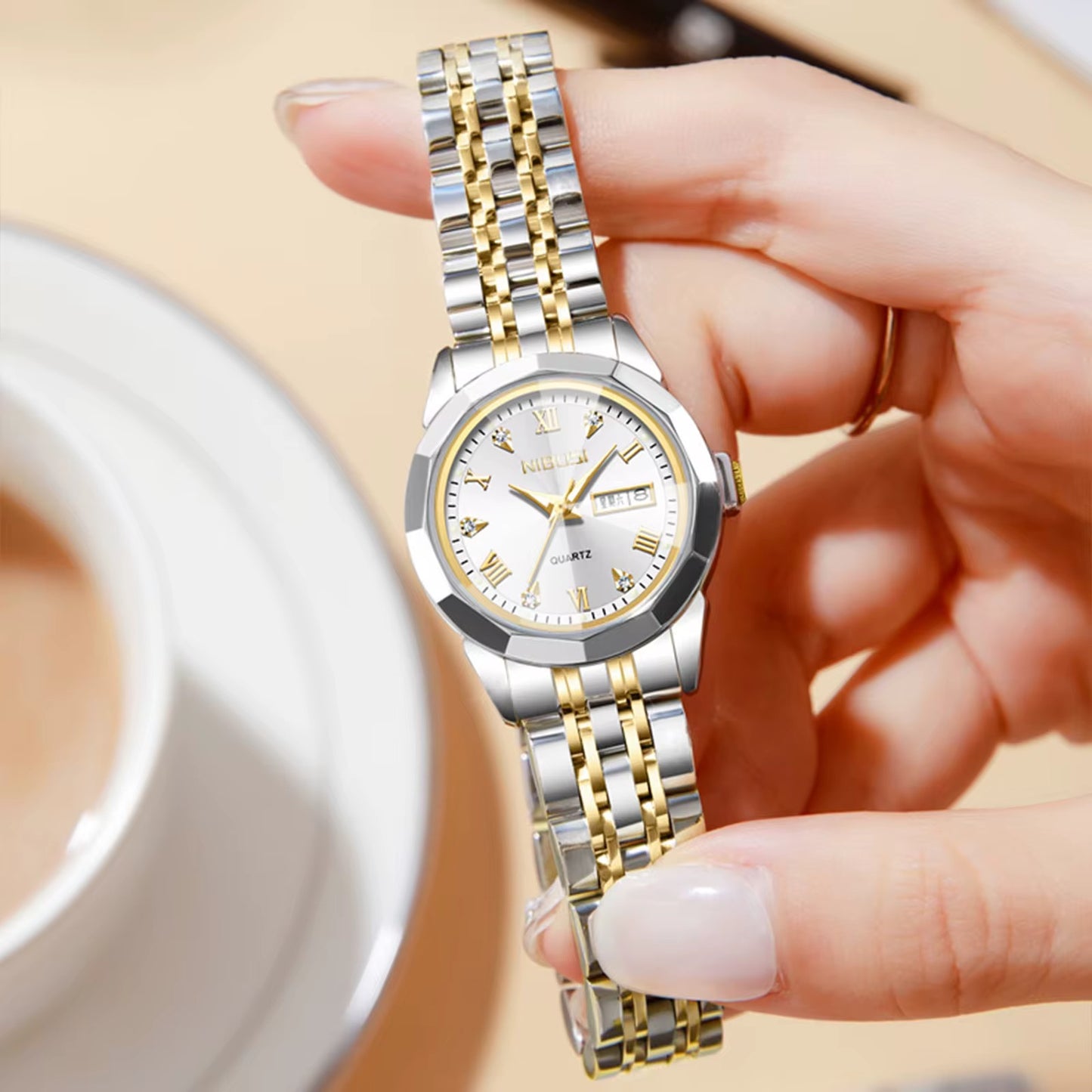 Two Tone Calendar Circle Watch