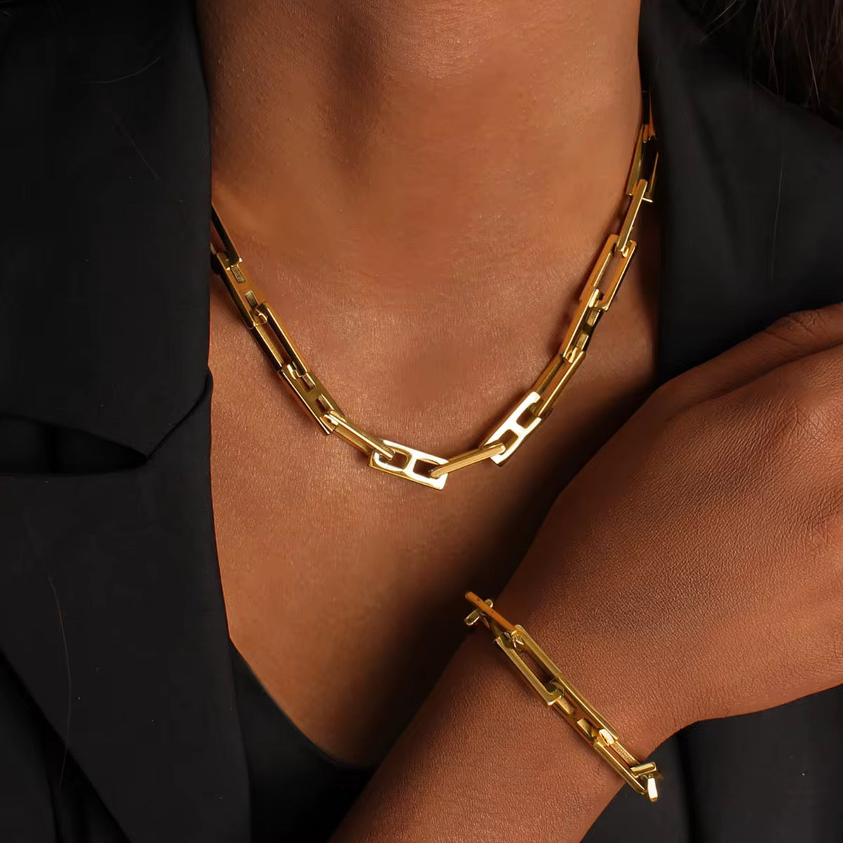 Edgy Rectangular Chain Bracelet