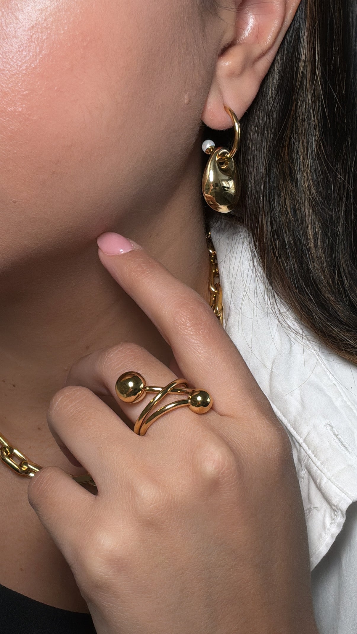 Chunky Balls Interlaced Ring