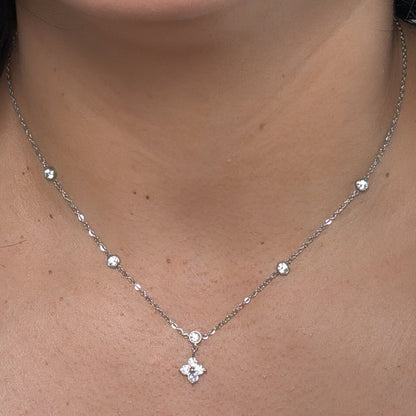 Silver Zirconias Four Leaf Necklace