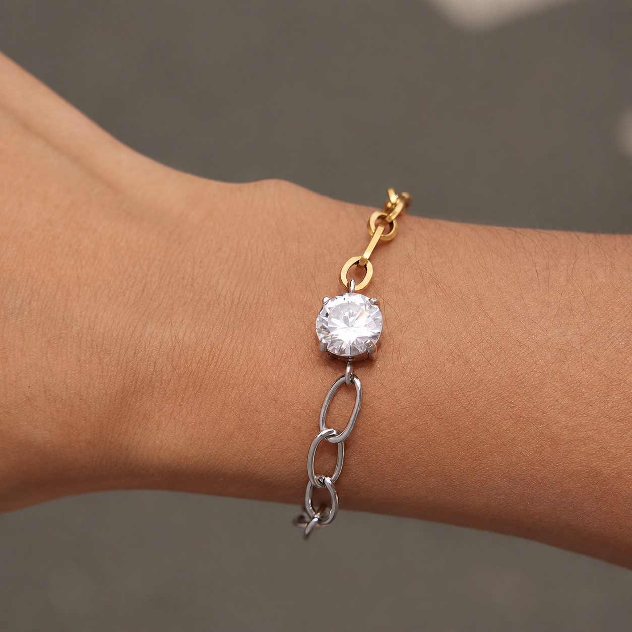 Two Tone Circle Zirconia Bracelet