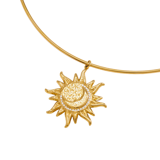 Zirconias Textured Sun Pendant Cuff Necklace