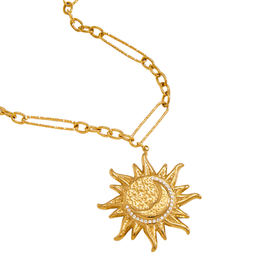 Zirconias Textured Sun Pendant Chain Necklace