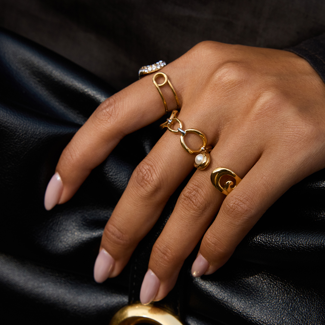 Pearl Safety Pin Open Ring