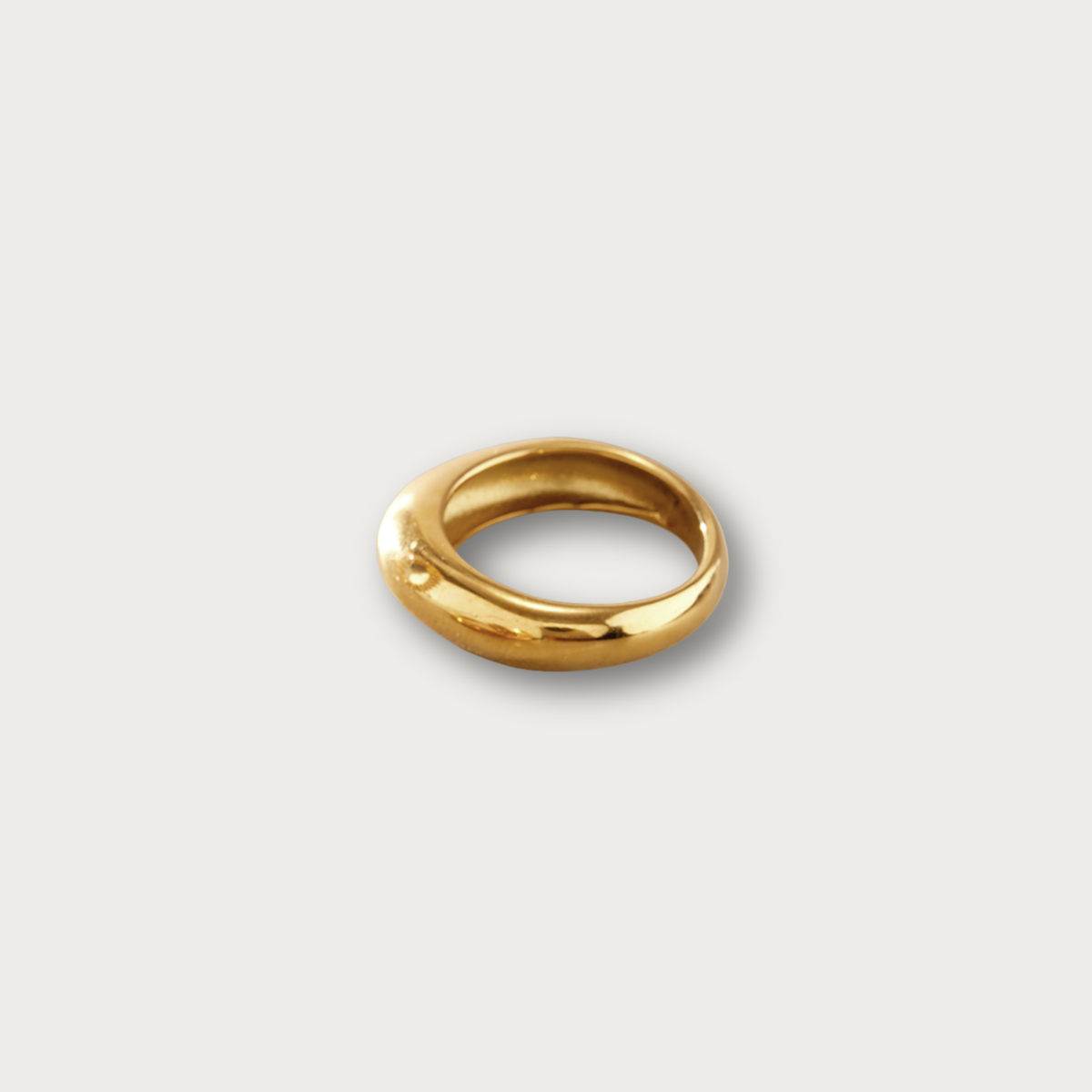 Trendy Zirconias & Wavy Ring Variety