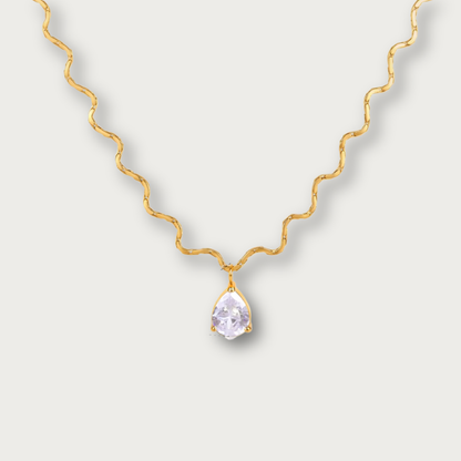 Tear Drop Zirconia Pendant Wavy Necklace