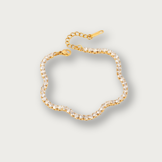 Dainty Zirconias Wavy Bracelet