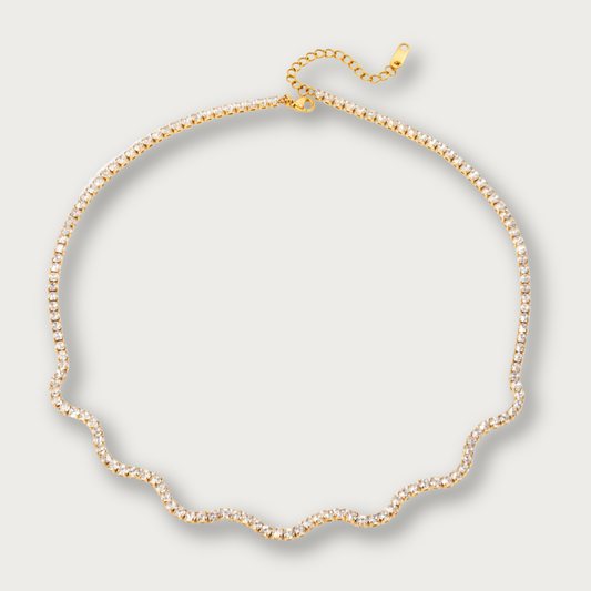 Dainty Zirconias Wavy Necklace