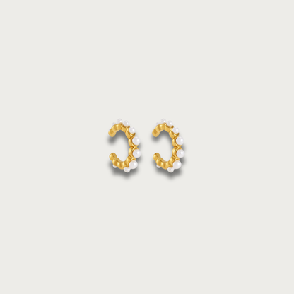 Mini Pearls Minimalist Gold Earcuff Set