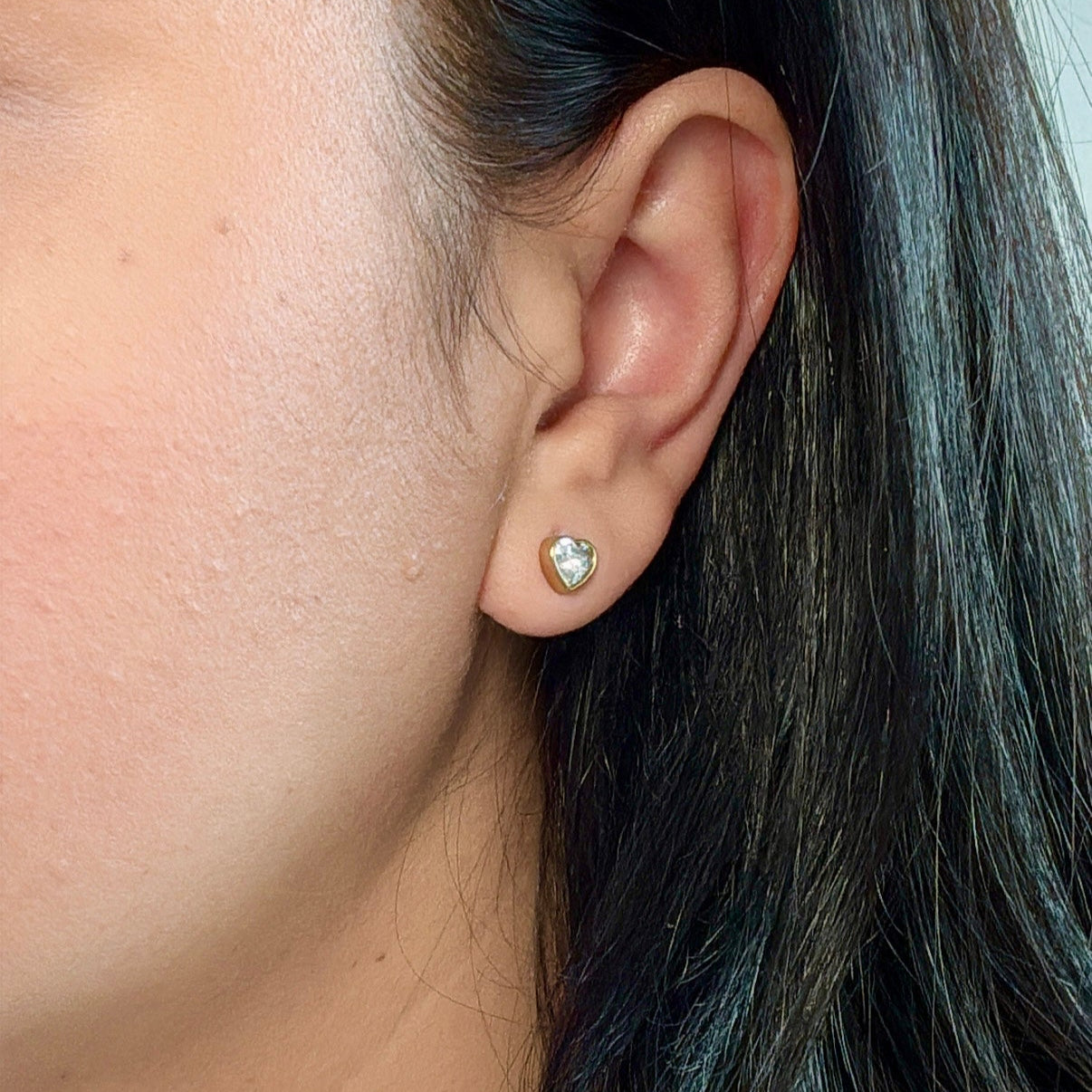 Mini Zirconia Heart Studs Earrings