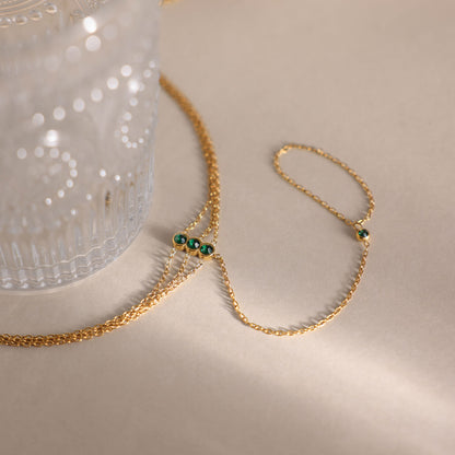 Circle Green Zirconias Finger Bracelet