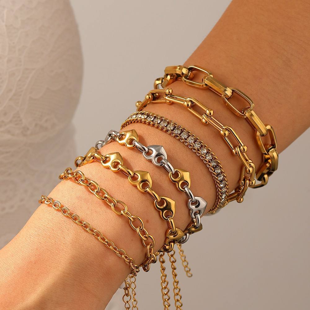 Two Tone Heart Pig Chain Bracelet