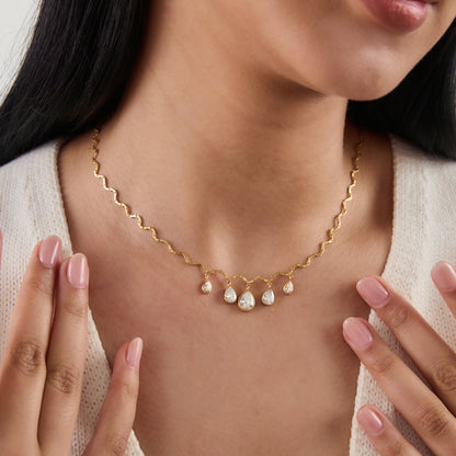 Tear Drop Zirconias Pendant Wavy Necklace