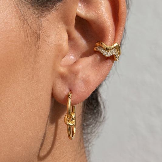 Dainty Zirconias Wavy Earcuff Set