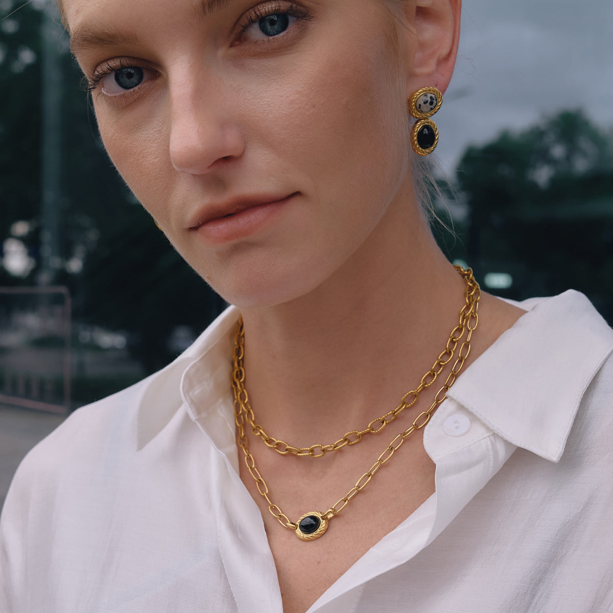 Black Stone Oval Pendant Necklace