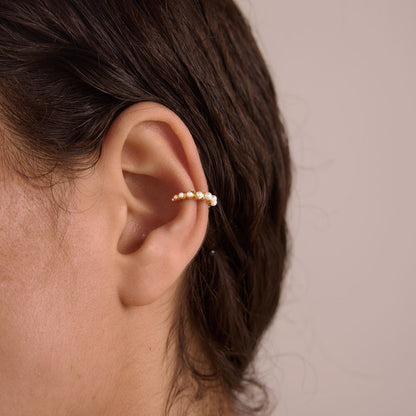 Mini Pearls Minimalist Gold Earcuff Set