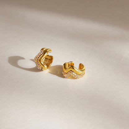 Dainty Zirconias Wavy Earcuff Set