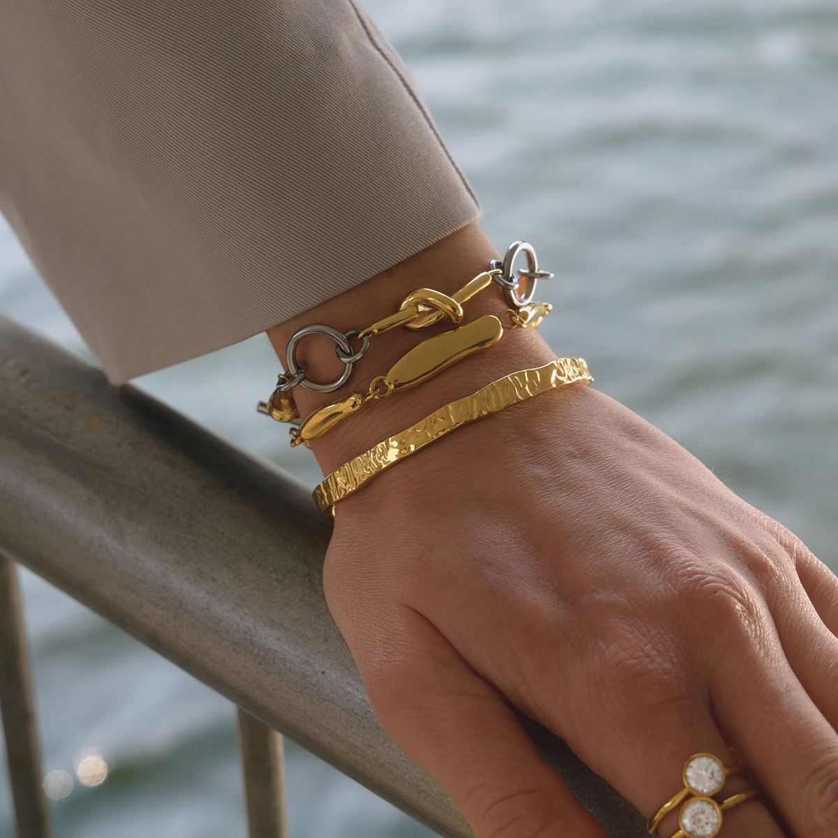 Two Tone Knot Chain Bracelet