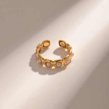 Mini Pearls Gold Ring