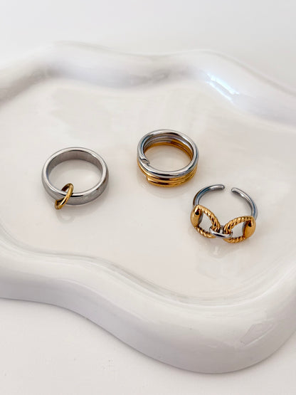 Two Tone Spring Band Ring