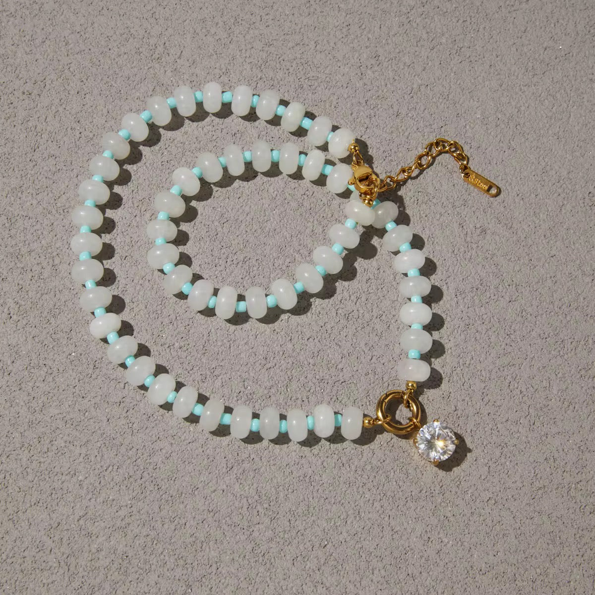 Zirconia Pendant White Beads Necklace