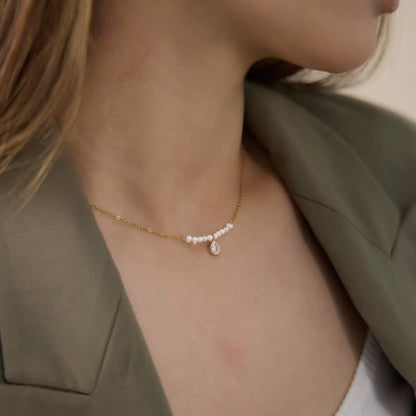 Drop Zirconia & Pearls Pendant Necklace
