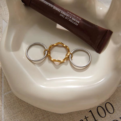 Two Tone Wavy Layers Ring
