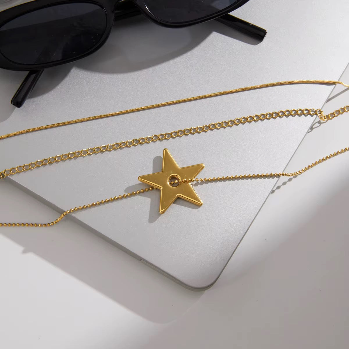 Star Pendant Layered Necklace
