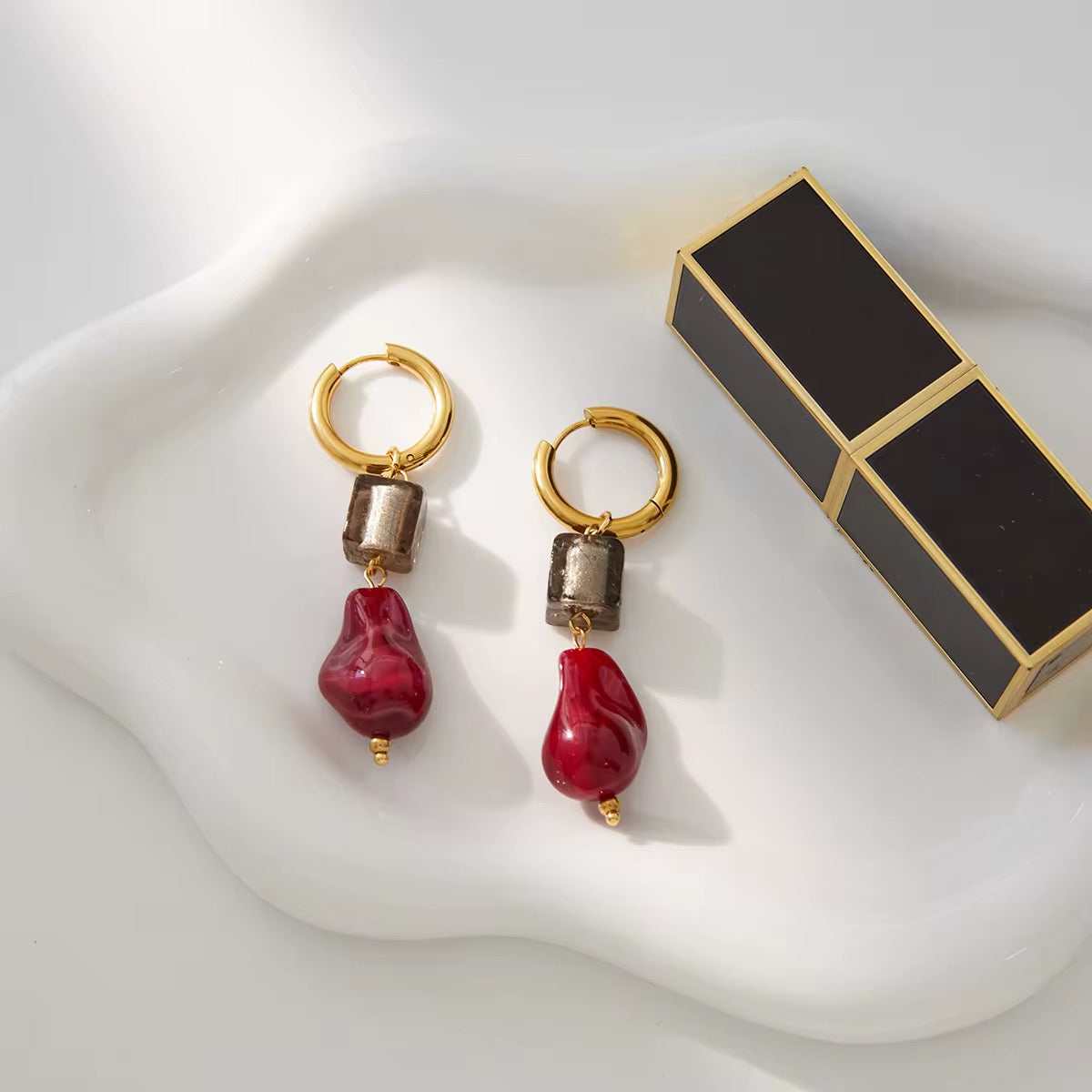 Resin Stones Pendant Huggie Earrings