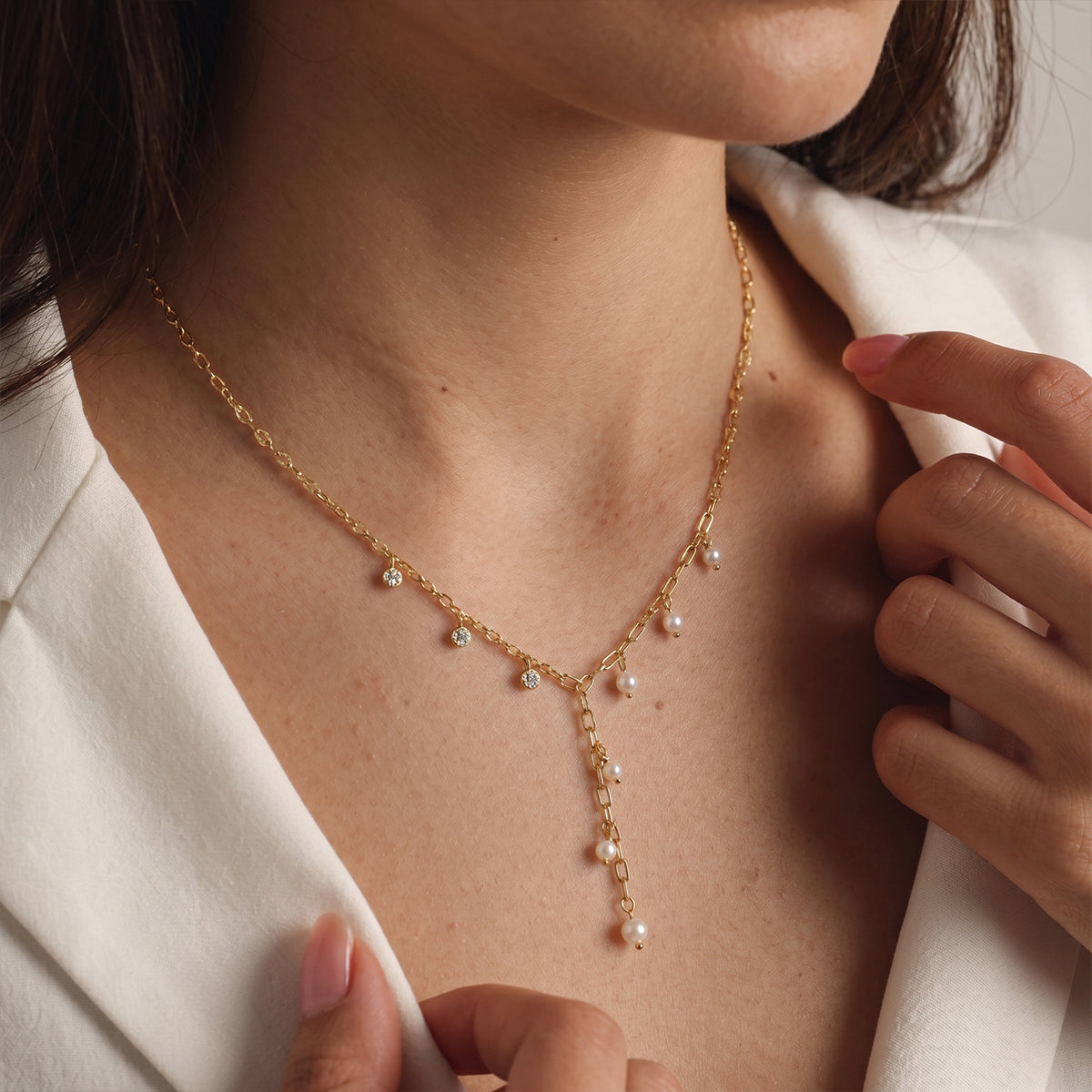 Zirconias & Pearls Lariat Necklace