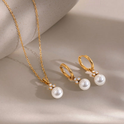 Single Pearl & Zirconias Pendant Huggie Earrings