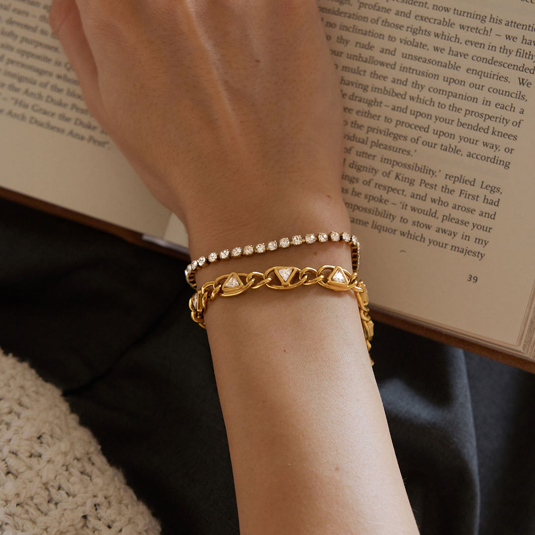 Triangle Shaped Zirconia Gold Chain Bracelet