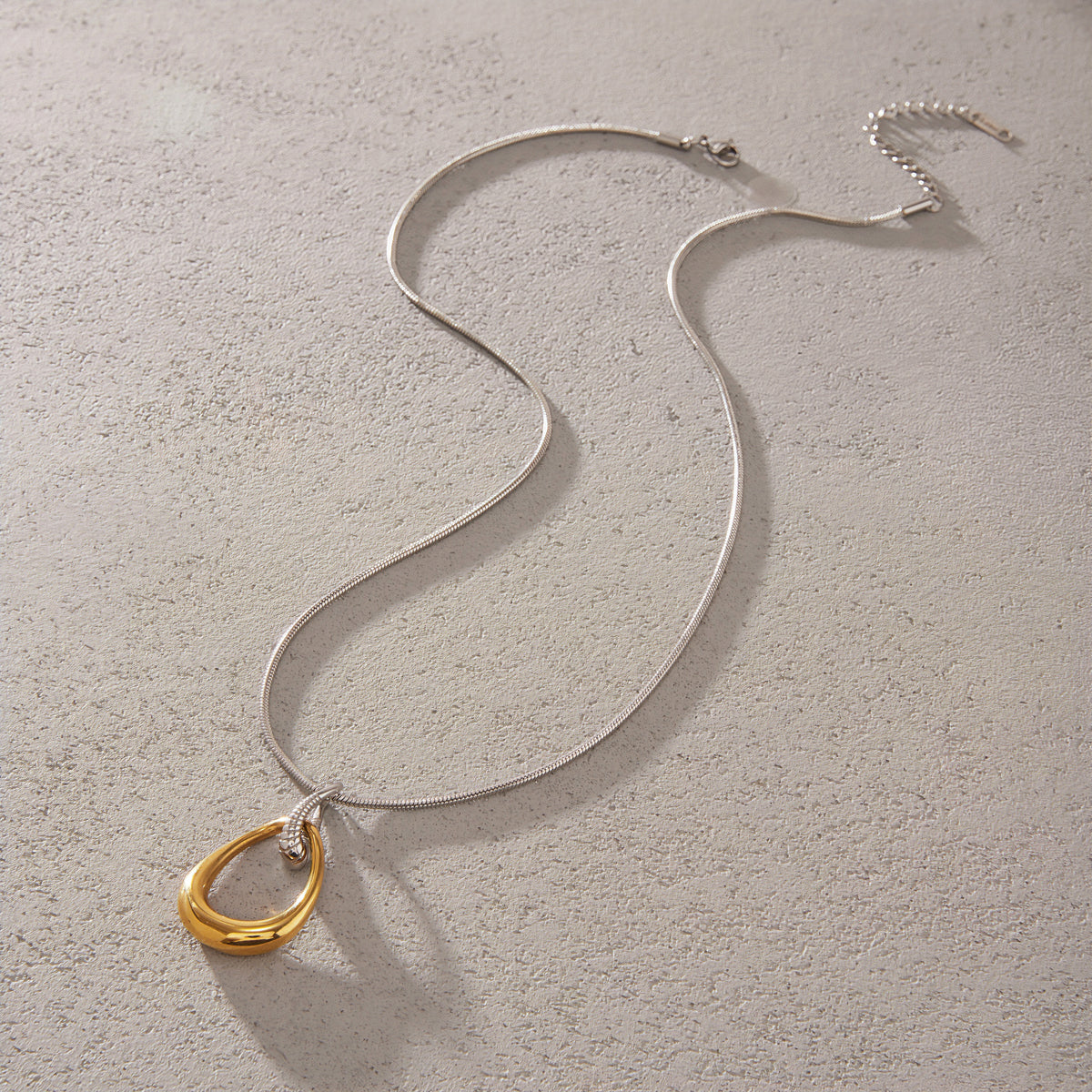 Two Tone Hollow Drop Pendant Necklace