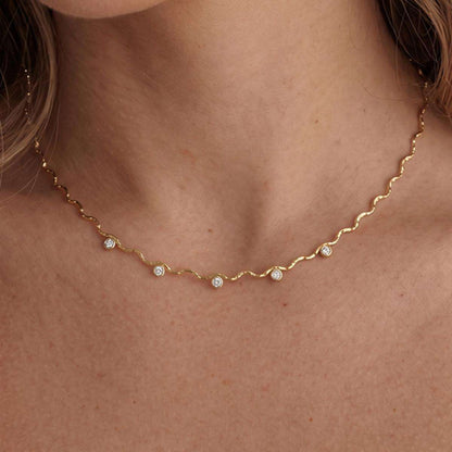 Circle Zirconia Trendy Wavy Gold Necklace